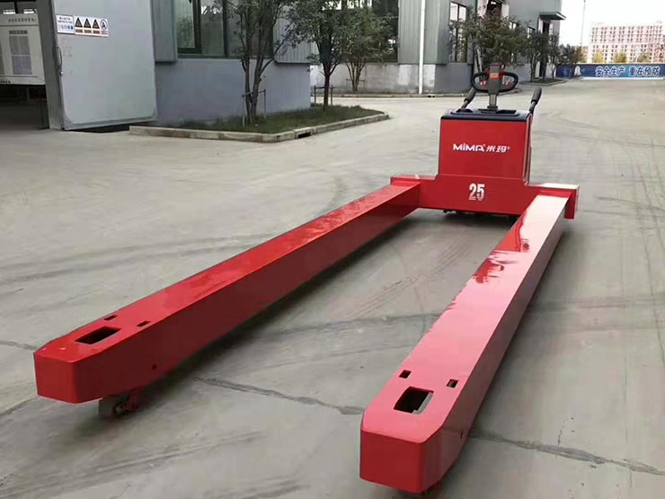 長(zhǎng)貨叉寬腿定制叉車(chē)